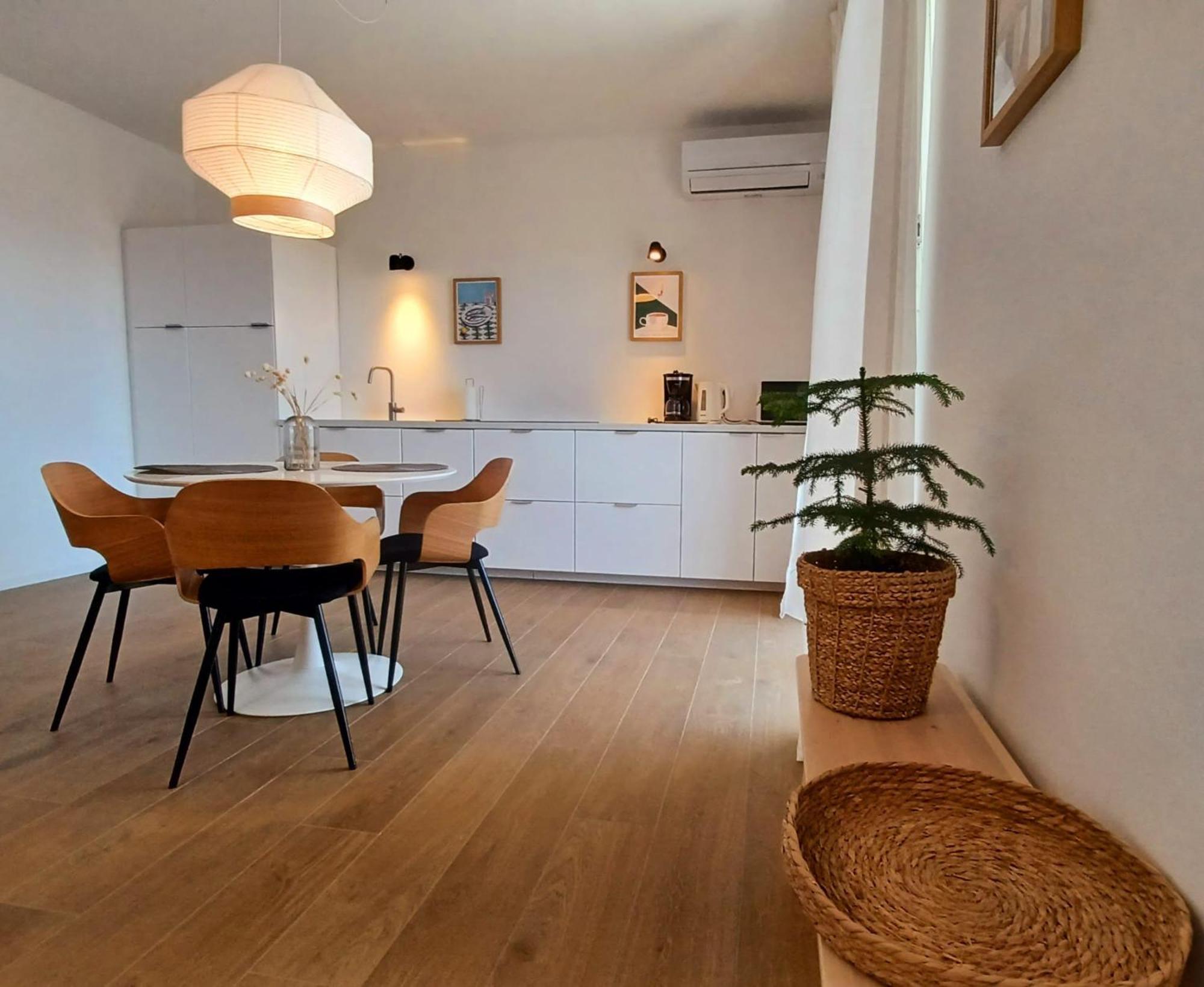 Apartments Daria Krk Town Exterior photo